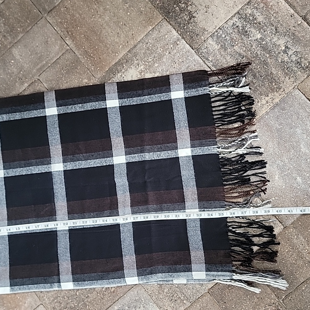 Black, White & Brown 100% Cashmere Made In Scotland Scarf 70 in Long - Picture 5 of 5
